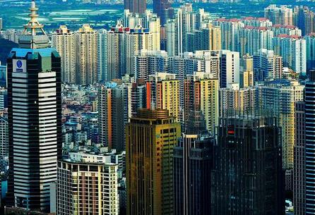 深圳房价正在追平香港 香港人买不起深圳房
