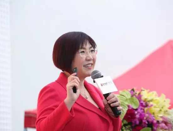 肥嘟嘟的麦玲玲师傅和瘦熳熳的陈凯琳男人会选哪个？身材富态丰衣足食