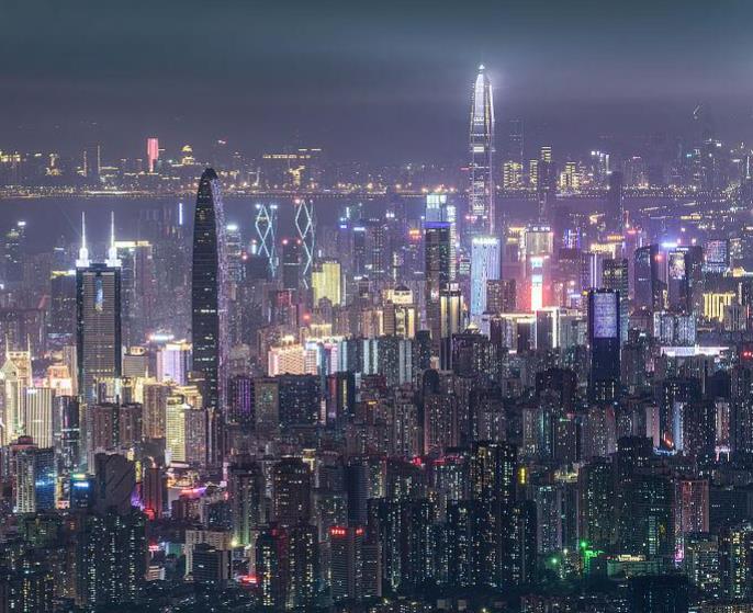 深圳200米以上高楼达290座，相当于中等地级市的100倍
