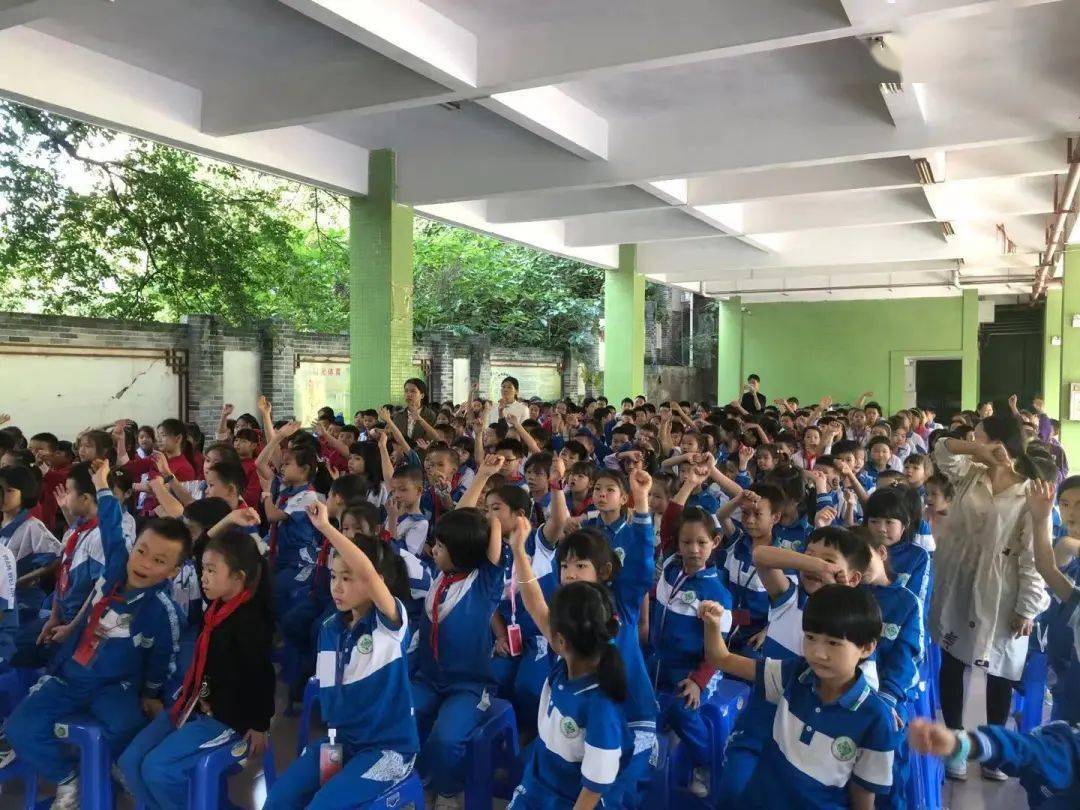 从小学课堂到大学选修，粤语如何新传？