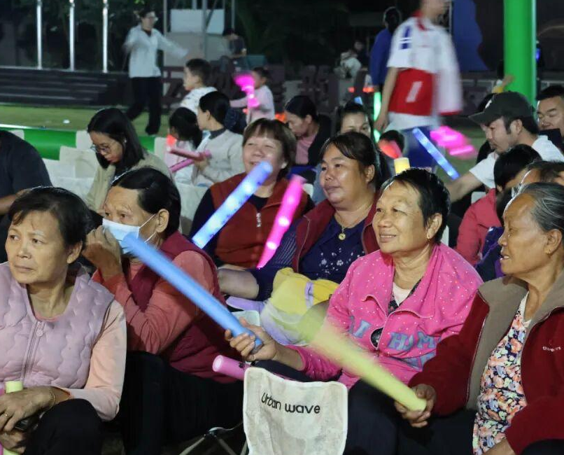 村民主唱,乡音飞扬!南沙区榄核镇湴湄村粤语金曲夜开唱