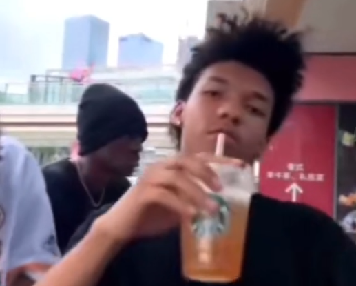 巴西仔和非洲仔粤语广州话100分远胜本地小朋友