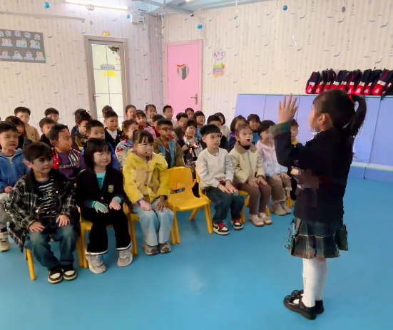 云浮幼儿园粤语传承开始，一齐唱贺年歌喇